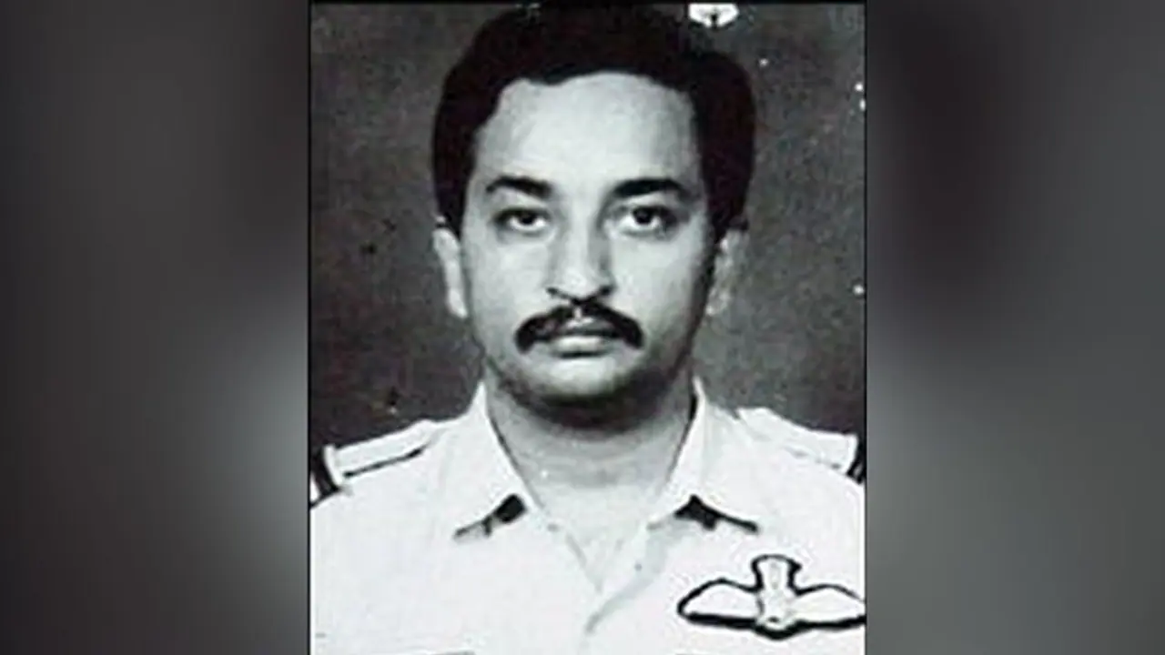 Remembering squadron leader Ajay Ahuja; Hero of Operation Safed Sagar