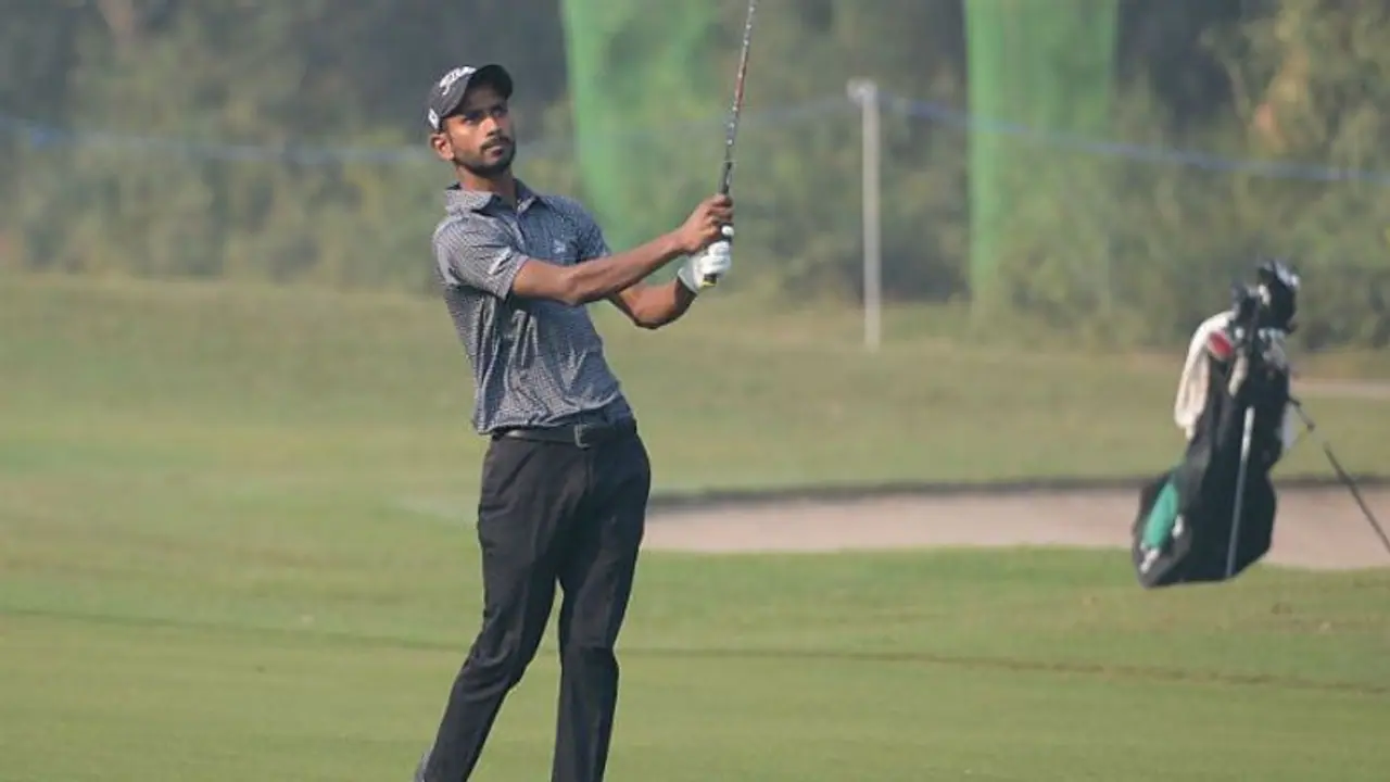 India's ace golfer not allowed in Delhi Golf Club; threatens to quit