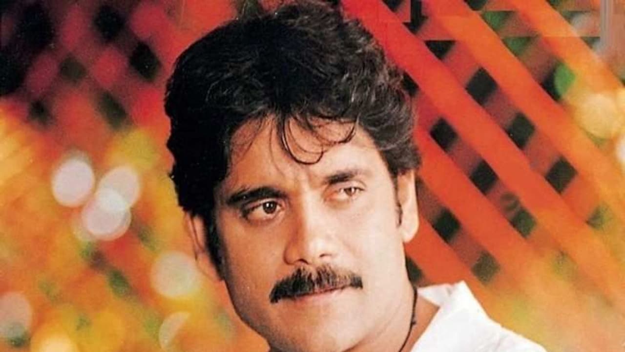 కాళేశ్వరం ప్రాజెక్ట్ పై నాగ్ ట్వీట్.. ‘‘భజన’’ అంటూ నెటిజన్ల సెటైర్లు కాళేశ్వరం ప్రాజెక్ట్ పై నాగ్ ట్వీట్.. ‘‘భజన’’ అంటూ నెటిజన్ల సెటైర్లు