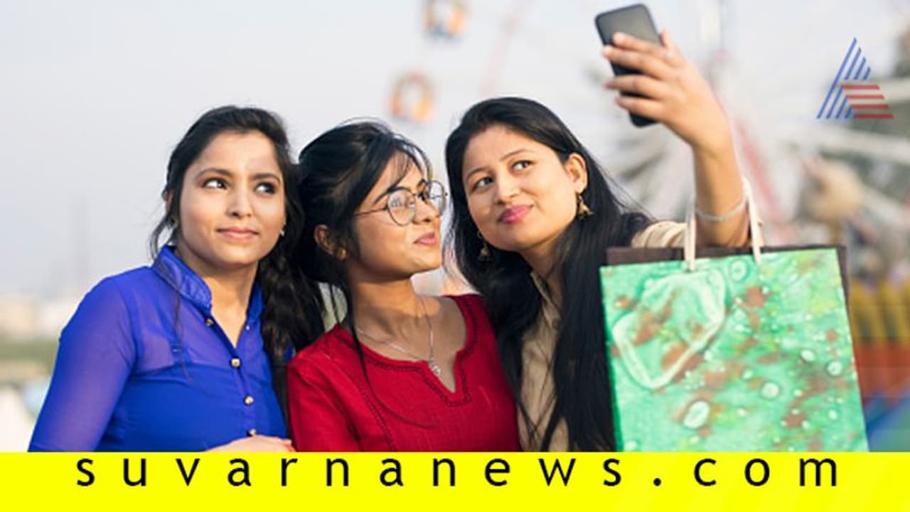 ಸೆಲ್ಫಿ ತೆಗೆದುಕೊಳ್ಳೋ ಖಯಾಲಿ ತರುತ್ತೆ ಬ್ಯೂಟಿಗೇ ಕುತ್ತು!