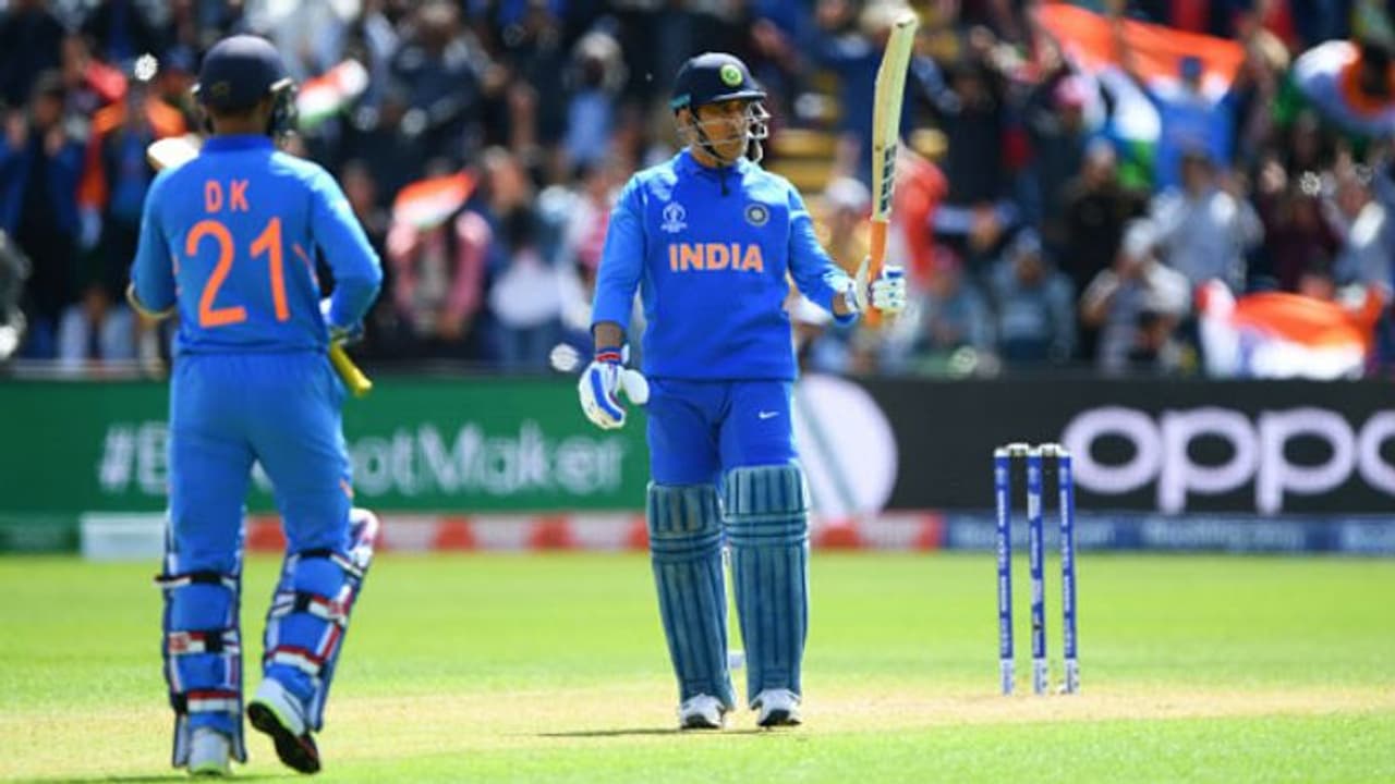 ধ্রুপদী রাহুল, ধোনি ধামাকা! জোড়া শতরানে রানের পাহাড়ে ভারত ধ্রুপদী রাহুল, ধোনি ধামাকা! জোড়া শতরানে রানের পাহাড়ে ভারত