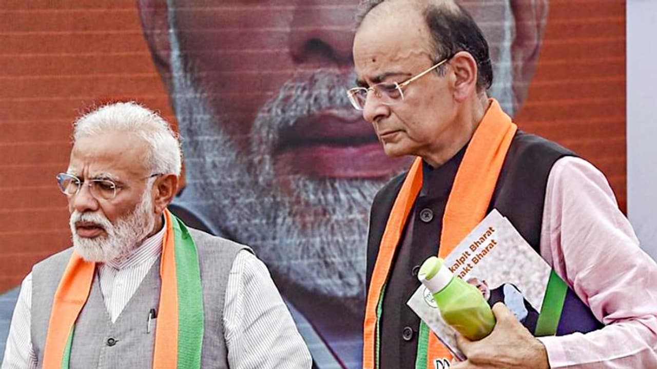 ನನ್ನನ್ನು ಮಂತ್ರಿ ಮಾಡಬೇಡಿ: ಮೋದಿಗೆ ಜೇಟ್ಲಿ ಪತ್ರ ನನ್ನನ್ನು ಮಂತ್ರಿ ಮಾಡಬೇಡಿ: ಮೋದಿಗೆ ಜೇಟ್ಲಿ ಪತ್ರ