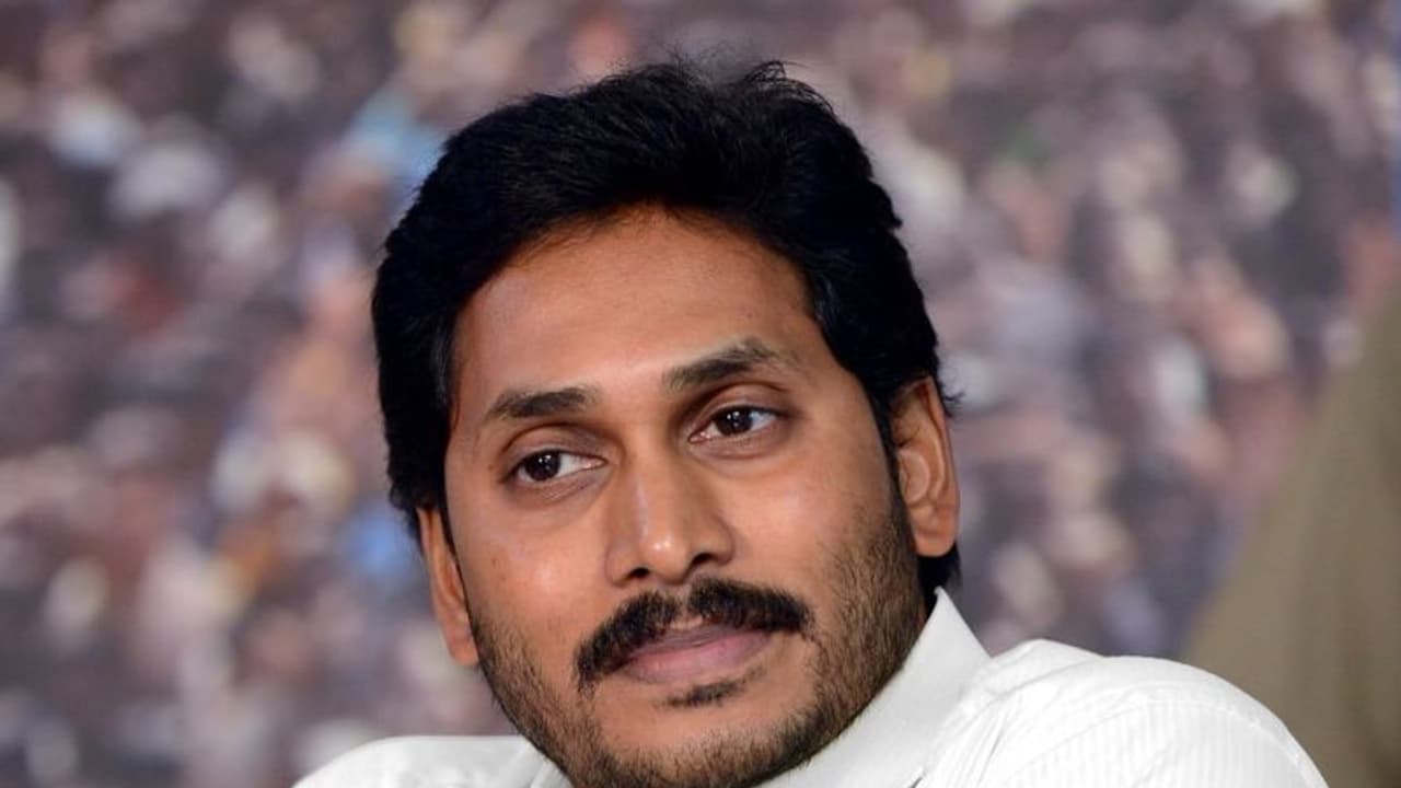 ಸಿಬಿಐಗೆ ದ್ವಾರ ತೆರೆದ ಜಗನ್: ನಾಯ್ಡು ಆದೇಶ ರದ್ದುಗೊಳಿಸಿದ ಸಿಎಂ!