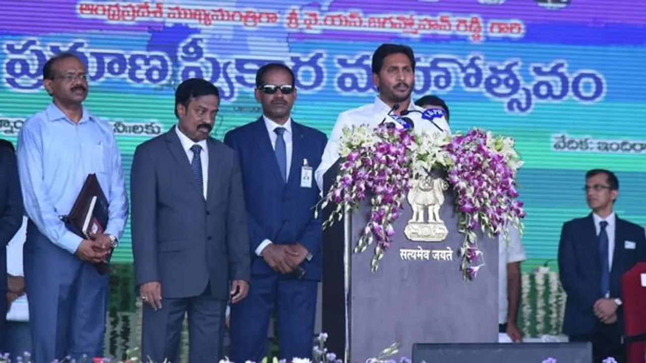 YS Jaganmohan Reddy sworn in as Andhra Pradesh chief minister YS Jaganmohan Reddy sworn in as Andhra Pradesh chief minister