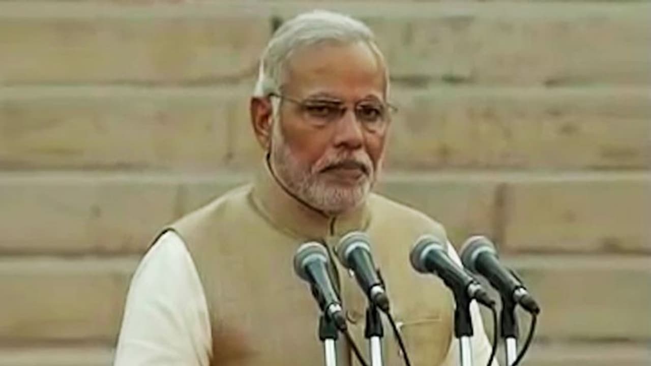 പ്രധാനമന്ത്രി നരേന്ദ്രമോദിയെ വെടിവച്ച് കൊല്ലുമെന്ന് ഭീഷണിക്കത്ത് പ്രധാനമന്ത്രി നരേന്ദ്രമോദിയെ വെടിവച്ച് കൊല്ലുമെന്ന് ഭീഷണിക്കത്ത്