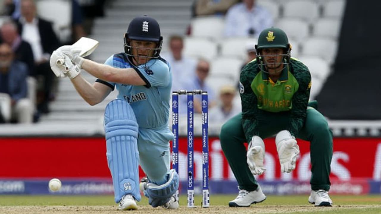 চারটি অর্ধশতরান, তবু কোনওমতে ৩০০ পার করল ইংল্যান্ড! প্রথমেই নায়ক তাহির চারটি অর্ধশতরান, তবু কোনওমতে ৩০০ পার করল ইংল্যান্ড! প্রথমেই নায়ক তাহির