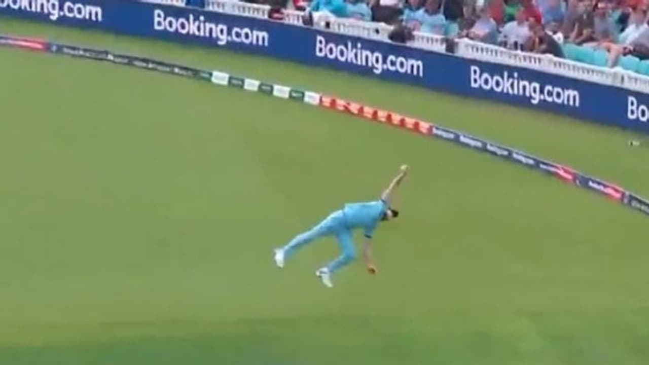 స్టోక్స్ స్టన్నింగ్ క్యాచ్...కళ్లప్పగించి చూసిన క్రికెట్ ప్రపంచం స్టోక్స్ స్టన్నింగ్ క్యాచ్...కళ్లప్పగించి చూసిన క్రికెట్ ప్రపంచం