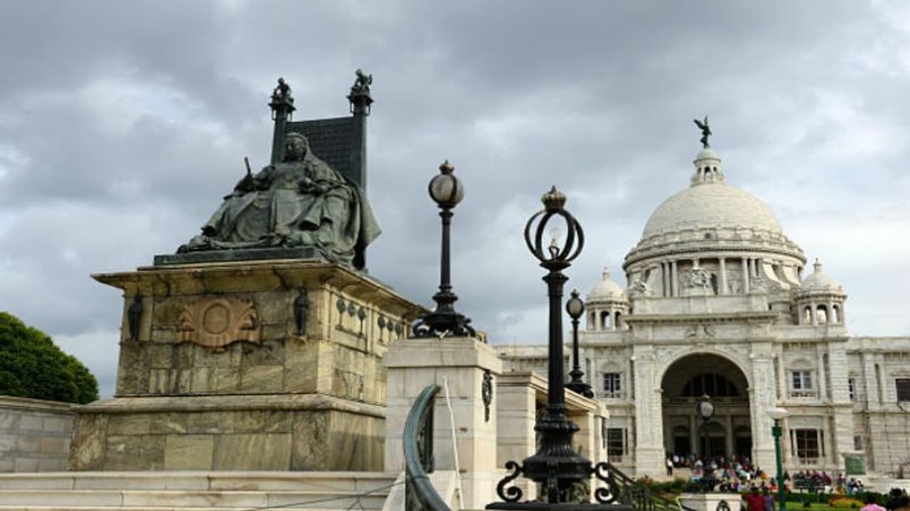 শহরে ফিরল শীতের আমেজ, তাপমাত্রার পারদ নামল ১৩ ডিগ্রিতে শহরে ফিরল শীতের আমেজ, তাপমাত্রার পারদ নামল ১৩ ডিগ্রিতে