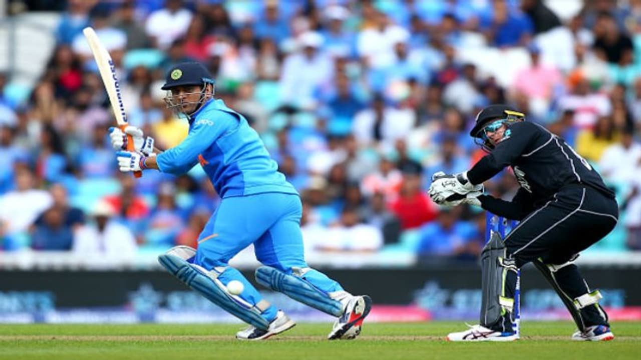 ধোনির ফর্মের উপর নির্ভর করছে অনেক কিছু, মনে করছেন সৌরভ ধোনির ফর্মের উপর নির্ভর করছে অনেক কিছু, মনে করছেন সৌরভ