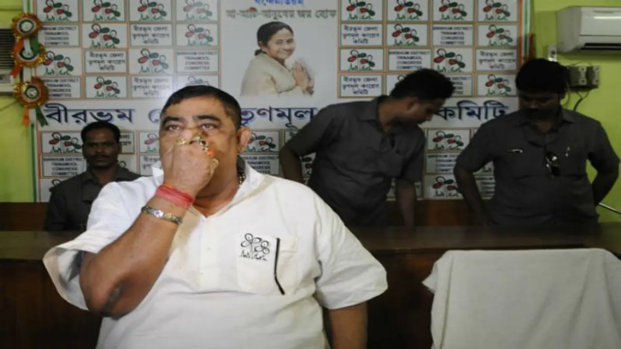 চড়া সুগার, প্রেসার, এসএসকেএমে ভর্তি তৃণমূল নেতা অনুব্রত মণ্ডল