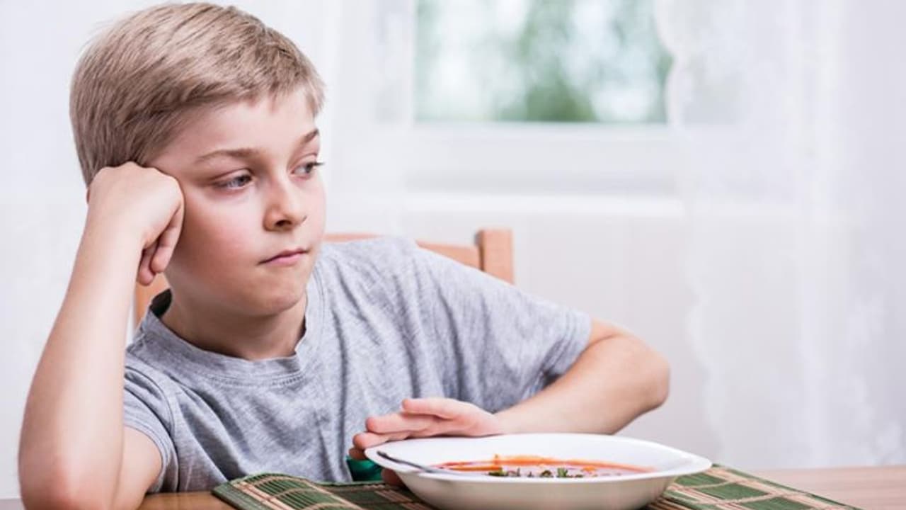 കുട്ടികളിൽ വിശപ്പ് കൂട്ടാൻ ഇതാ 8 വഴികൾ കുട്ടികളിൽ വിശപ്പ് കൂട്ടാൻ ഇതാ 8 വഴികൾ