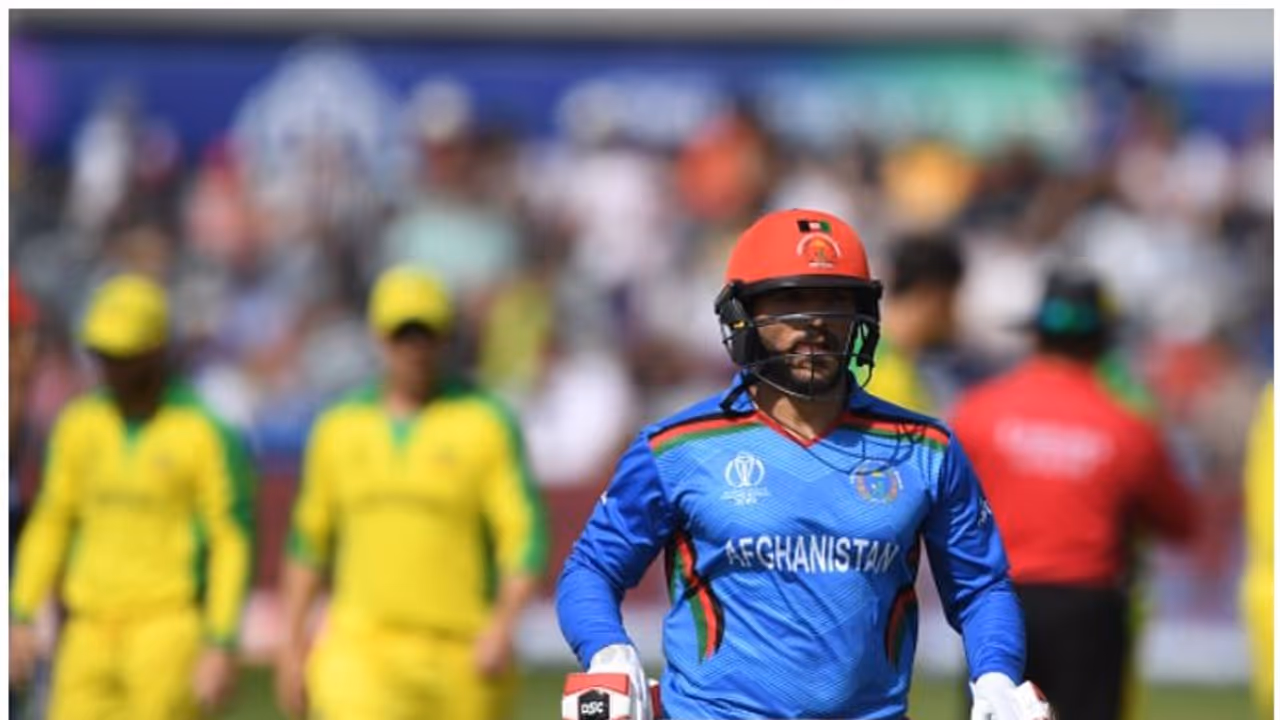 ವಿಶ್ವಕಪ್ 2019: ಆಸಿಸ್ಗೆ ಸ್ಫರ್ಧಾತ್ಮಕ ಗುರಿ ನೀಡಿದ ಆಫ್ಘನ್ ವಿಶ್ವಕಪ್ 2019: ಆಸಿಸ್ಗೆ ಸ್ಫರ್ಧಾತ್ಮಕ ಗುರಿ ನೀಡಿದ ಆಫ್ಘನ್