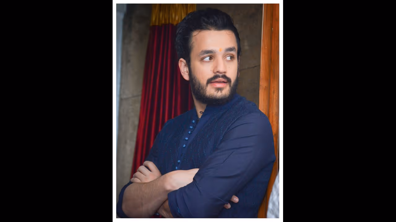 అఖిల్ కోరిక దసరాకైనా తీరుతుందా? అఖిల్ కోరిక దసరాకైనా తీరుతుందా?