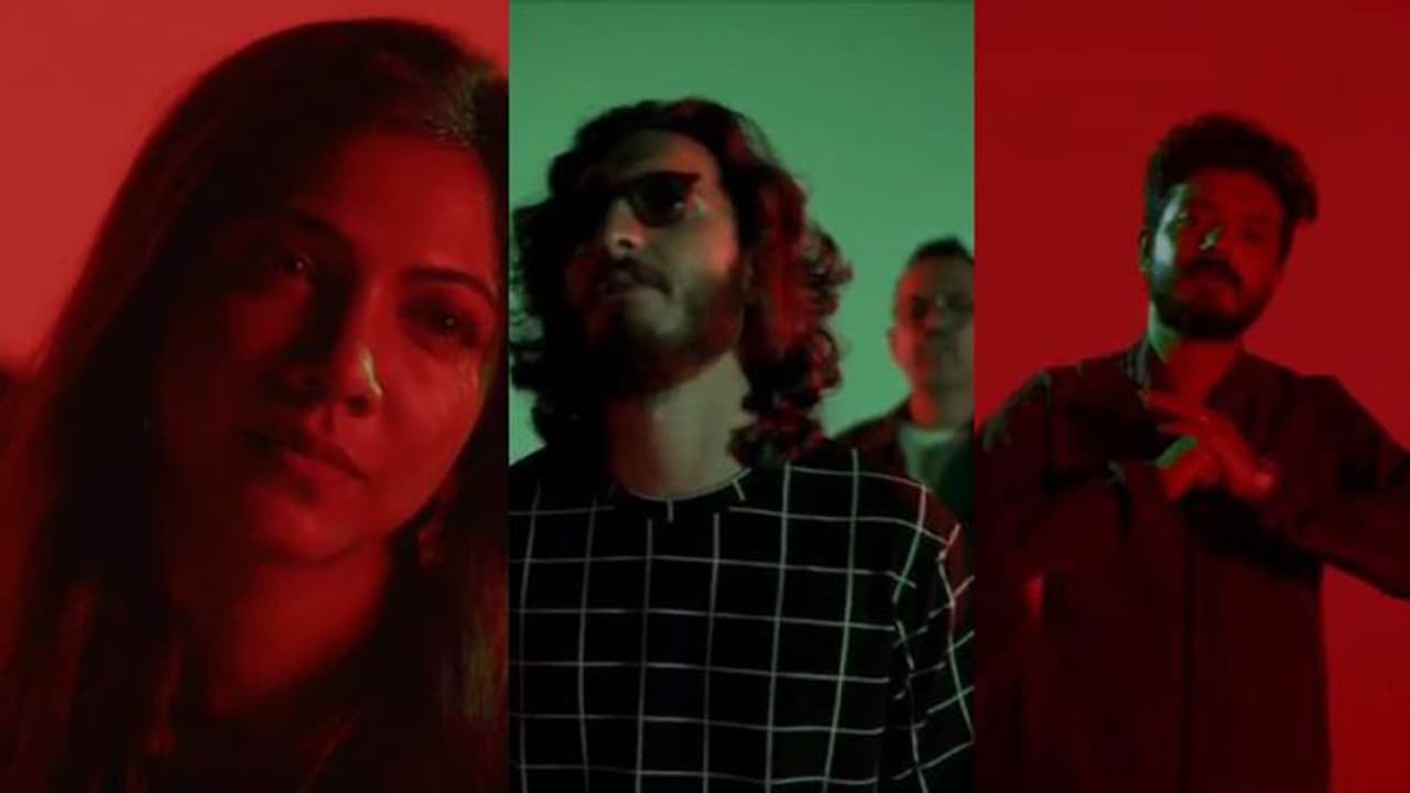 'ഇരുട്ടത്താണ് ഒറ്റയ്ക്കാണെന്ന് കരുതണ്ട'; വെര്ട്ടിക്കല് പ്രൊമോ വീഡിയോയുമായി 'വൈറസ്' 'ഇരുട്ടത്താണ് ഒറ്റയ്ക്കാണെന്ന് കരുതണ്ട'; വെര്ട്ടിക്കല് പ്രൊമോ വീഡിയോയുമായി 'വൈറസ്'