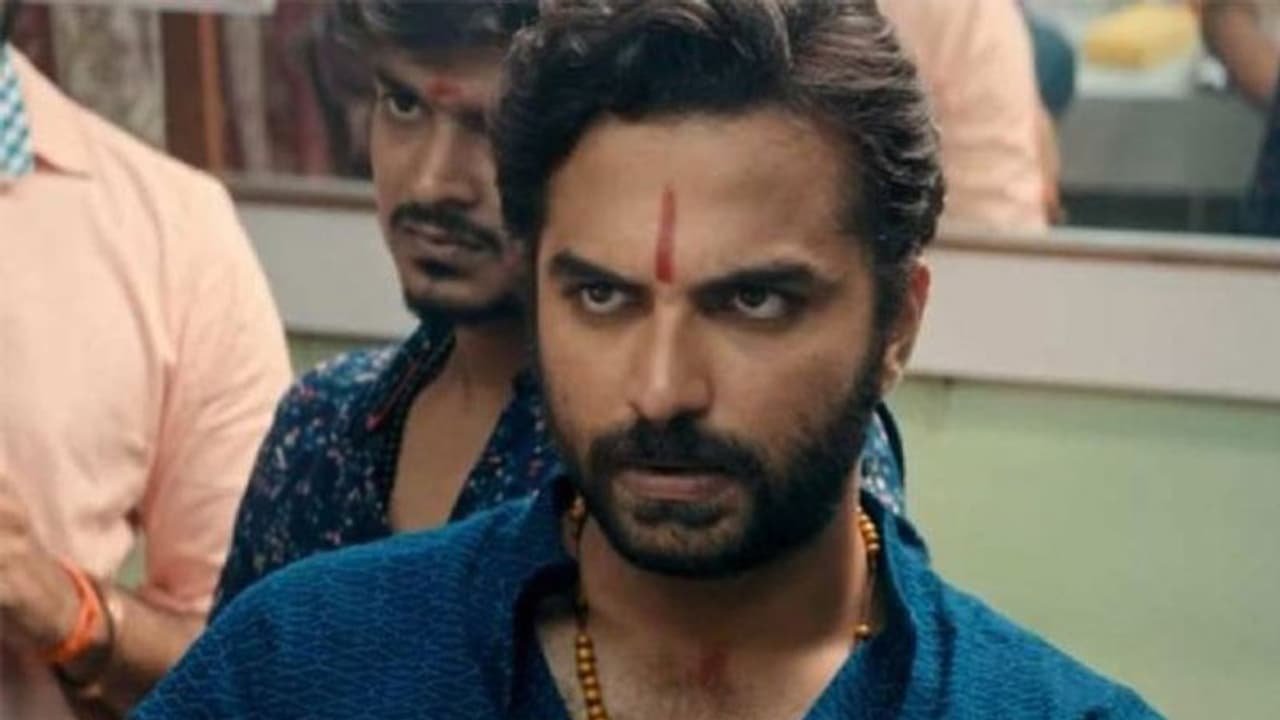 బాలీవుడ్ హిట్ రీమేక్ లో విశ్వక్ సేన్ బాలీవుడ్ హిట్ రీమేక్ లో విశ్వక్ సేన్