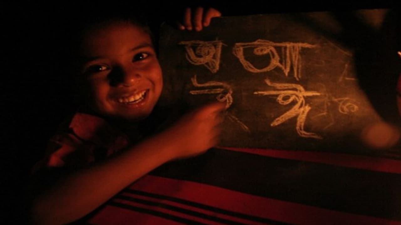 হিন্দি কি সত্যিই আমাদের রাষ্ট্রভাষা, জেনে নিন আসল সত্য