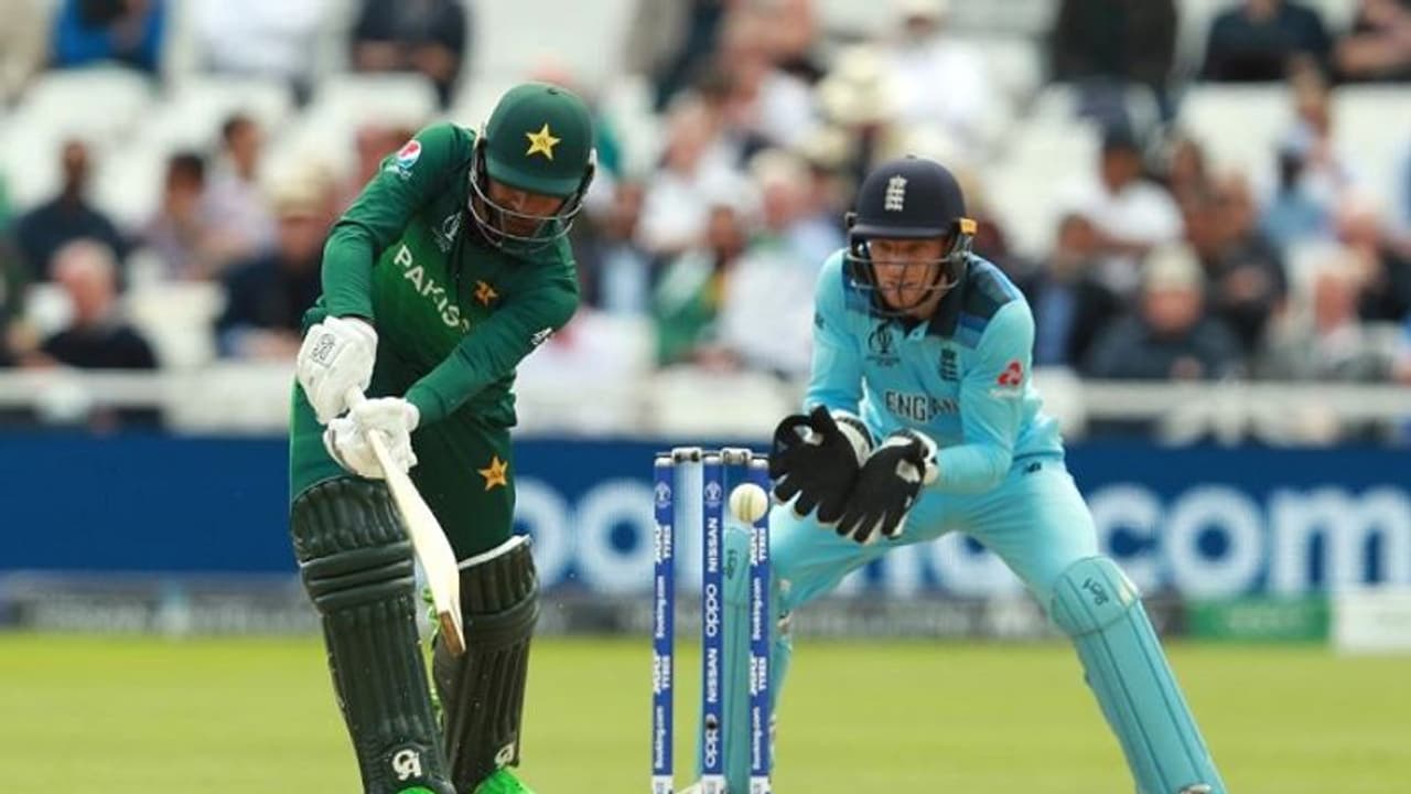 ವಿಶ್ವಕಪ್ 2019: ಇಂಗ್ಲೆಂಡ್ಗೆ 349 ರನ್ ಟಾರ್ಗೆಟ್ ನೀಡಿದ ಪಾಕ್ ವಿಶ್ವಕಪ್ 2019: ಇಂಗ್ಲೆಂಡ್ಗೆ 349 ರನ್ ಟಾರ್ಗೆಟ್ ನೀಡಿದ ಪಾಕ್