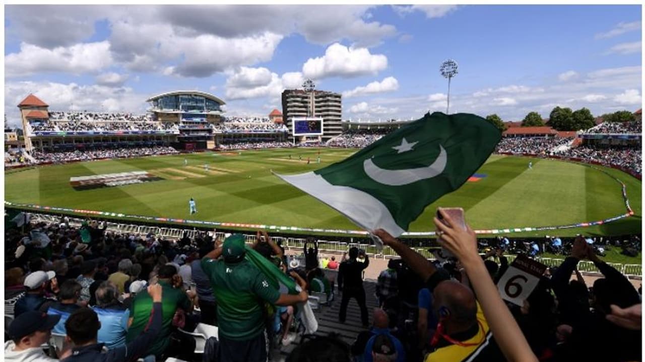 'സെഞ്ചുറി'യന് എന്തിന്? റെക്കോര്ഡ് നേട്ടവുമായി പാക്കിസ്ഥാന് 'സെഞ്ചുറി'യന് എന്തിന്? റെക്കോര്ഡ് നേട്ടവുമായി പാക്കിസ്ഥാന്