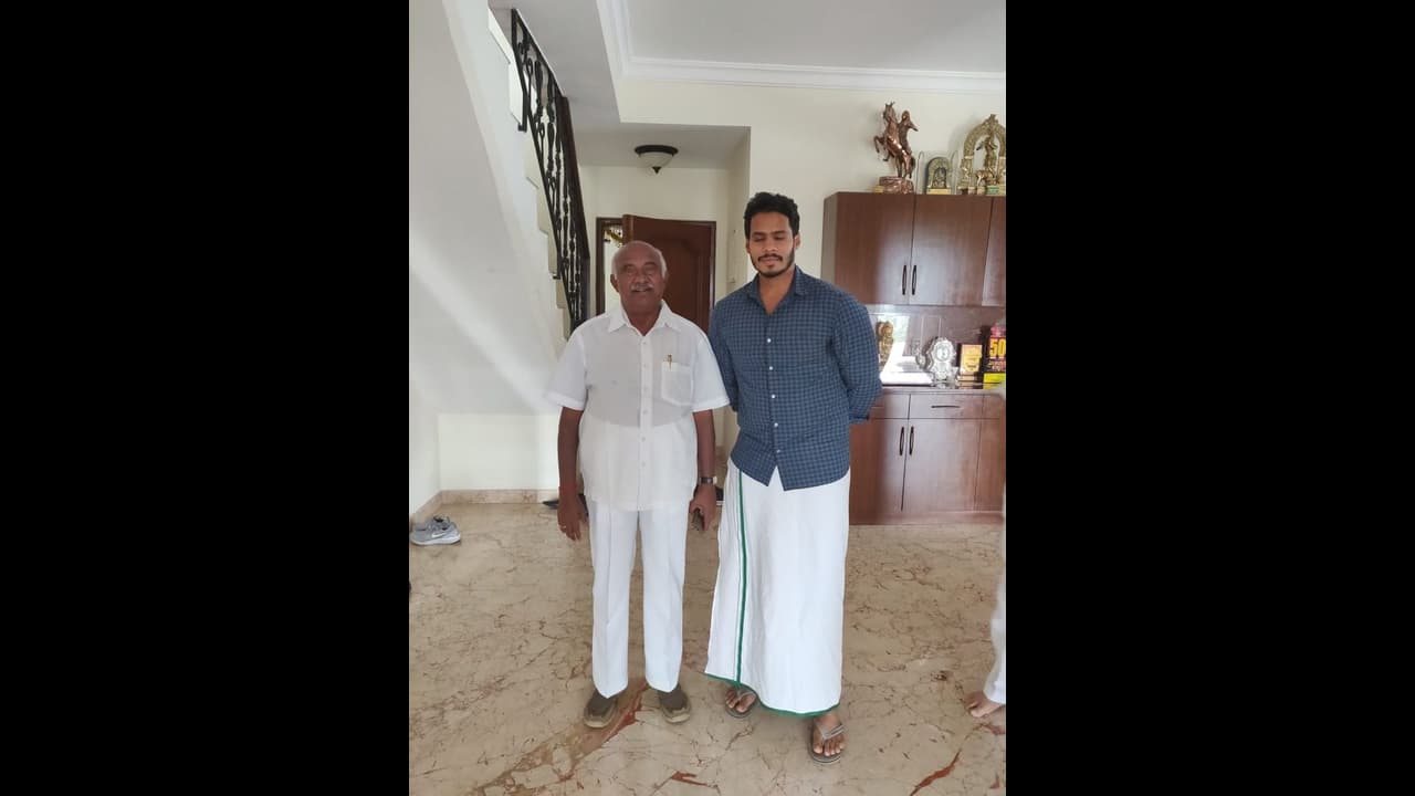 ಜೆಡಿಎಸ್ ರಾಜ್ಯಾಧ್ಯಕ್ಷ ರೇಸಲ್ಲಿ ನಿಖಿಲ್ ? ಜೆಡಿಎಸ್ ರಾಜ್ಯಾಧ್ಯಕ್ಷ ರೇಸಲ್ಲಿ ನಿಖಿಲ್ ?