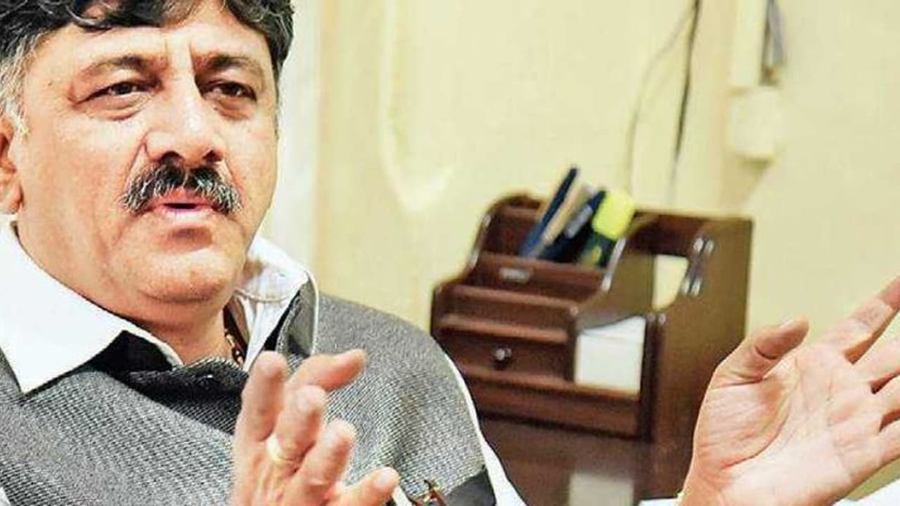 காவிரி மேலாண்மை ஆணையத்தின் உத்தரவை செயல்படுத்த முடியாது !! கர்நாடக அமைச்சர் தெனாவெட்டு பேச்சு !! காவிரி மேலாண்மை ஆணையத்தின் உத்தரவை செயல்படுத்த முடியாது !! கர்நாடக அமைச்சர் தெனாவெட்டு பேச்சு !!