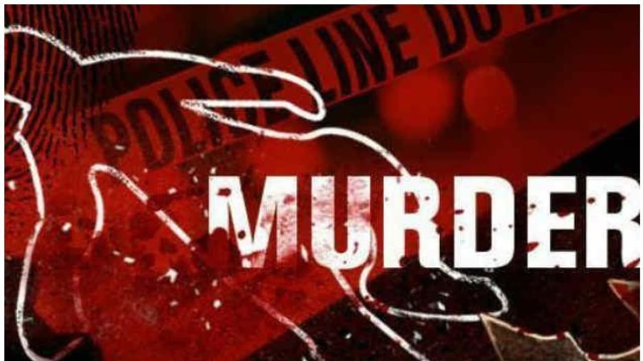 ಕೋಲಾರ : ಕಾಣೆಯಾಗಿದ್ದ ಹೋಂ ಗಾರ್ಡ್ ಶವವಾಗಿ ಪತ್ತೆ ಕೋಲಾರ : ಕಾಣೆಯಾಗಿದ್ದ ಹೋಂ ಗಾರ್ಡ್ ಶವವಾಗಿ ಪತ್ತೆ