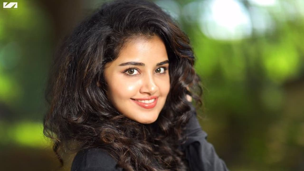 నిన్ను కోరి రీమేక్.. అనుపమ ఫిక్స్! నిన్ను కోరి రీమేక్.. అనుపమ ఫిక్స్!