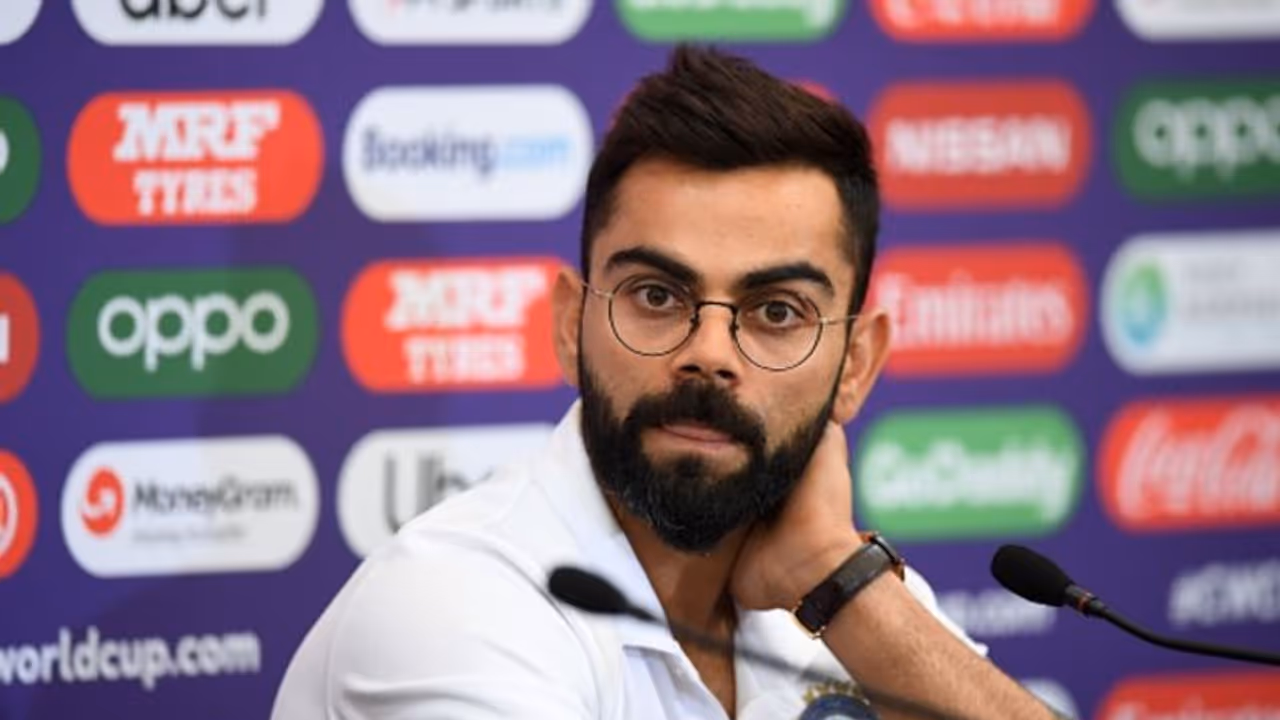 টানা জৈব বলয়ে থাকায় হতে পারে মানসিক সমস্যা, প্লেয়ারদের বিশ্রাম দেওয়ার পক্ষে সওয়াল কোহলির টানা জৈব বলয়ে থাকায় হতে পারে মানসিক সমস্যা, প্লেয়ারদের বিশ্রাম দেওয়ার পক্ষে সওয়াল কোহলির