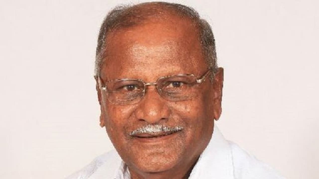 Karnataka politics : ಅಂದು ದೇವೇಗೌಡರ ಮನೆ ಕಾಯುತ್ತಿದ್ದವರು ಇಂದು ಅವರ ವಿರುದ್ಧ ಮಾತಾಡುತ್ತಾರೆ