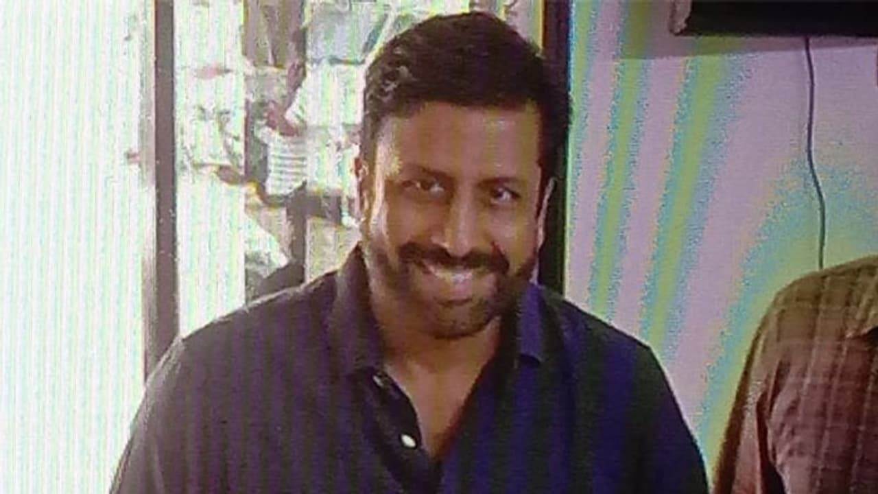 రవిప్రకాష్ అరెస్టుపై ఊహాగానాలు: ఎసీపీ వివరణ ఇదీ.... రవిప్రకాష్ అరెస్టుపై ఊహాగానాలు: ఎసీపీ వివరణ ఇదీ....