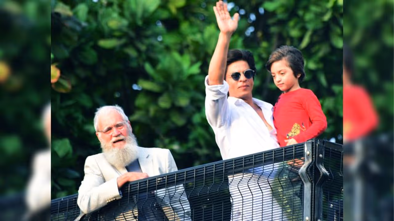 David Letterman joins Shah Rukh Khan to greet fans on Eid