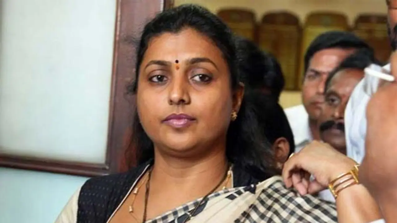 బ్రేకింగ్ : ఎమ్మెల్యే రోజాకు శస్త్రచికిత్సలు.. బ్రేకింగ్ : ఎమ్మెల్యే రోజాకు శస్త్రచికిత్సలు..