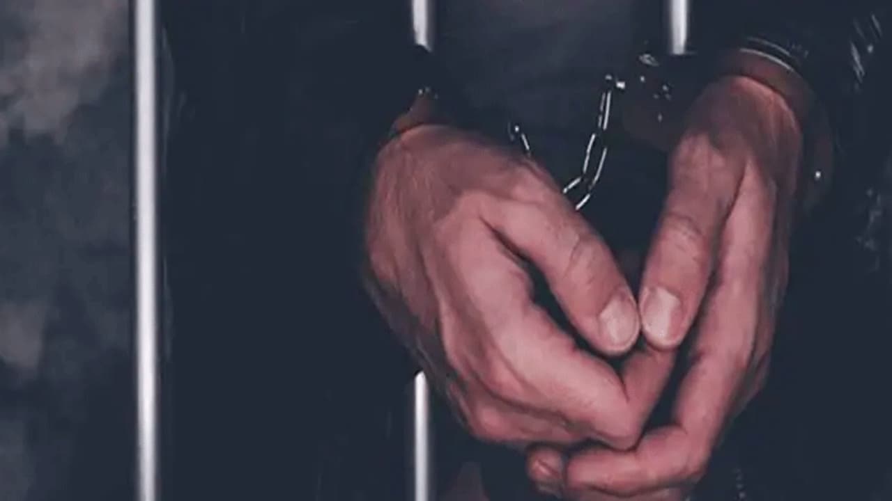 Fake notes circulation in Karnataka: West Bengal man arrested Fake notes circulation in Karnataka: West Bengal man arrested