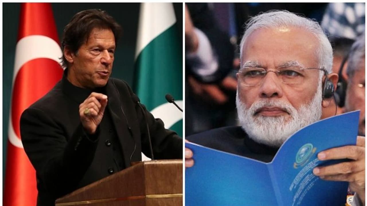 ನೀವ್ ಸರಿಯೋ ವರೆಗೂ ನಾವ್ ಬಿಡಲ್ಲ: ಮುಕ್ತ ವಾಯು ಪ್ರದೇಶಕ್ಕೆ ಪಾಕ್ ನಕಾರ! ನೀವ್ ಸರಿಯೋ ವರೆಗೂ ನಾವ್ ಬಿಡಲ್ಲ: ಮುಕ್ತ ವಾಯು ಪ್ರದೇಶಕ್ಕೆ ಪಾಕ್ ನಕಾರ!