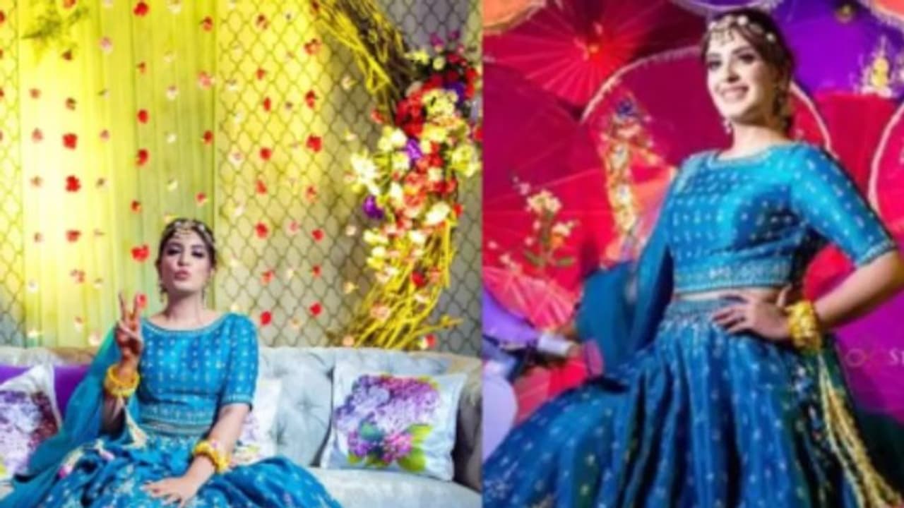 ലഹങ്കയും കൂടെയൊരു എല്ഇഡി ഷൂസും; വൈറലായി വധുവിന്റെ ചിത്രങ്ങള് ലഹങ്കയും കൂടെയൊരു എല്ഇഡി ഷൂസും; വൈറലായി വധുവിന്റെ ചിത്രങ്ങള്