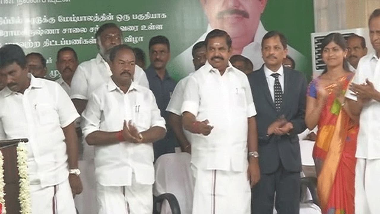 தமிழகத்தில் முதல்முறையாக ஈரடுக்கு மேம்பாலம் திறப்பு... சேலத்தை செழிப்பாக்கும் முதல்வர் எடப்பாடி..! தமிழகத்தில் முதல்முறையாக ஈரடுக்கு மேம்பாலம் திறப்பு... சேலத்தை செழிப்பாக்கும் முதல்வர் எடப்பாடி..!