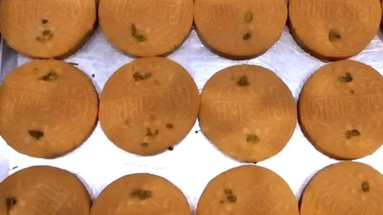 জিলাটো থেকে লিচুর পায়েস, জামাইবরণে জানুন মিষ্টি মুখের কথা