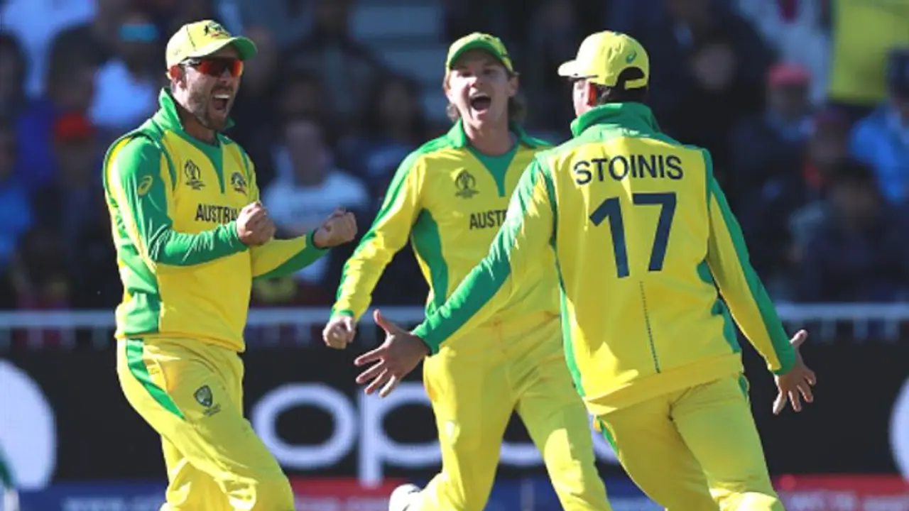 தம்பி இப்படிலாம் பண்ணா ஆப்படிச்சு விட்ருவோம் தெரியும்ல.. ஆஸ்திரேலிய வீரருக்கு ஐசிசி எச்சரிக்கை தம்பி இப்படிலாம் பண்ணா ஆப்படிச்சு விட்ருவோம் தெரியும்ல.. ஆஸ்திரேலிய வீரருக்கு ஐசிசி எச்சரிக்கை