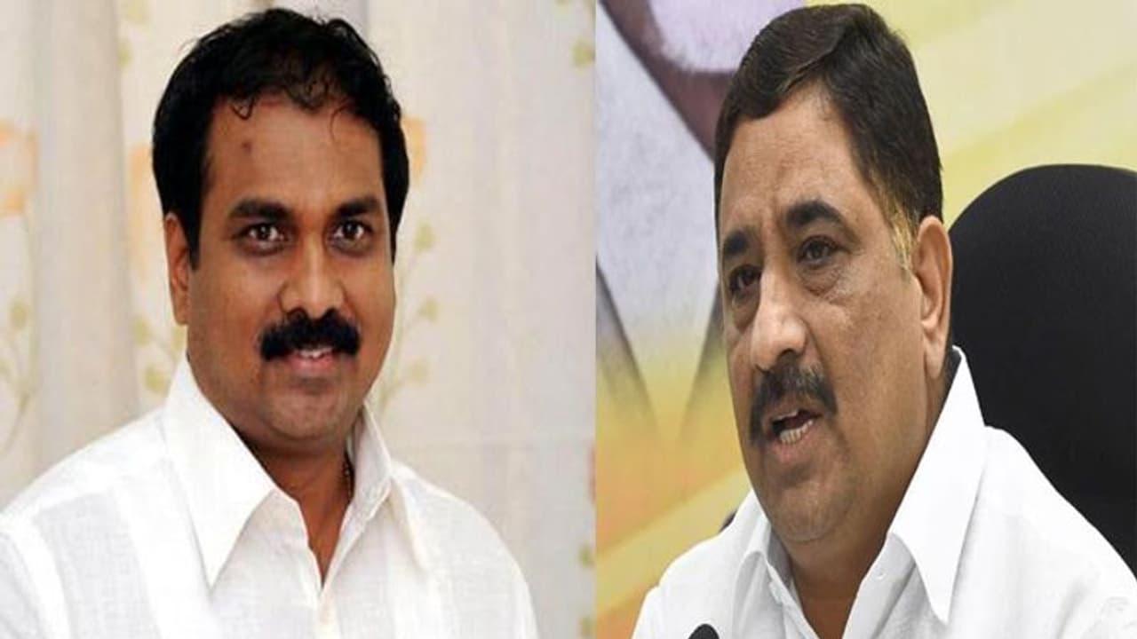 చంద్రబాబు కొలువులో ఓ జర్నలిస్ట్: ఇప్పుడు జగన్ కొలువులో మరో జర్నలిస్ట్ చంద్రబాబు కొలువులో ఓ జర్నలిస్ట్: ఇప్పుడు జగన్ కొలువులో మరో జర్నలిస్ట్