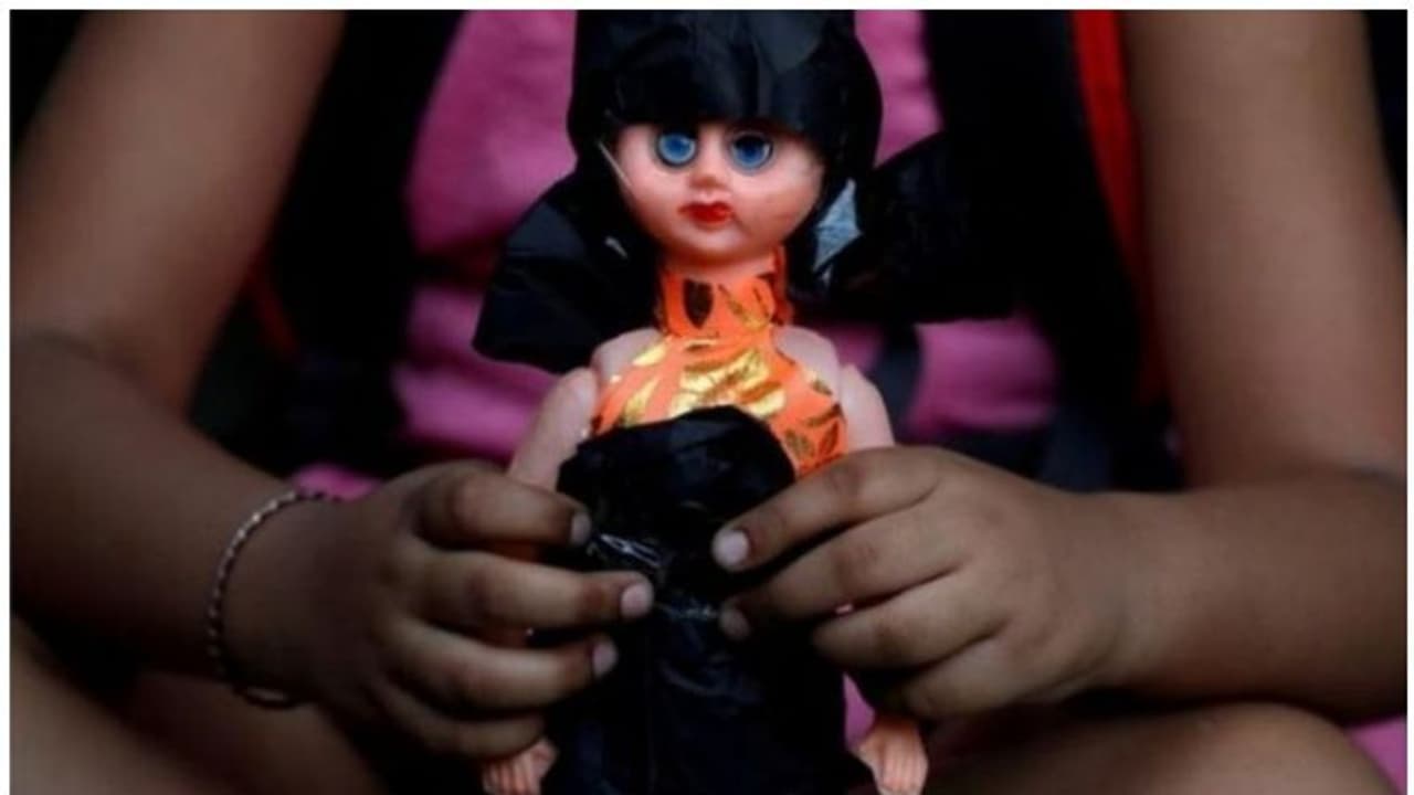 রেকর্ড হারে বাংলায় বেড়েছে অপরাধের সংখ্যা, লাফিয়ে বেড়েছে শিশুদের বিরুদ্ধে অপরাধ