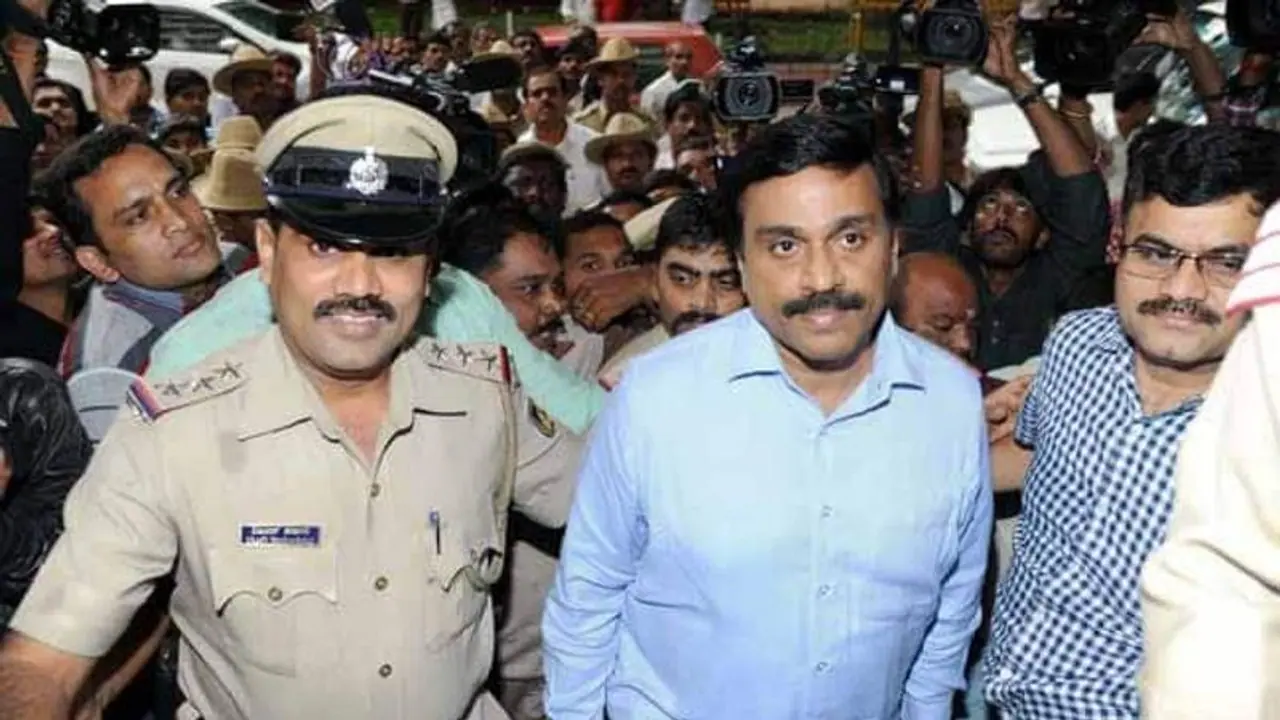 सुप्रीम कोर्ट से जनार्दन रेड्डी को राहत, सीबीआई को फटकार सुप्रीम कोर्ट से जनार्दन रेड्डी को राहत, सीबीआई को फटकार