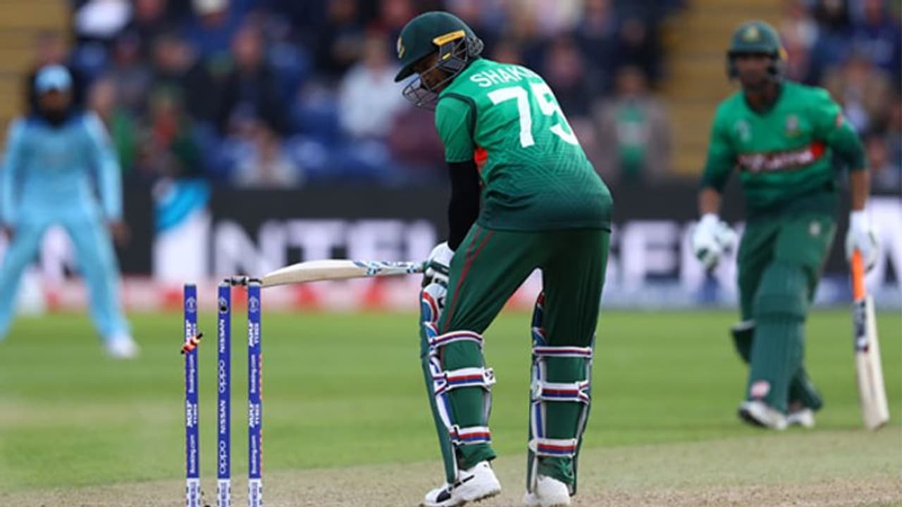 അനായാസം ഇംഗ്ലണ്ട്; ബംഗ്ലാദേശിന്റെ തോല്വി 86 റണ്സിന് അനായാസം ഇംഗ്ലണ്ട്; ബംഗ്ലാദേശിന്റെ തോല്വി 86 റണ്സിന്