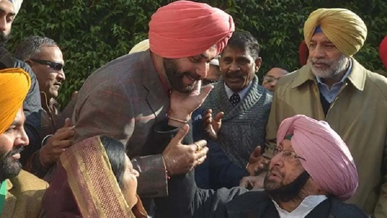 कैप्टन की सिद्धू पर गिरी गाज, अब राहुल गांधी का भी नहीं चलेगा दांव