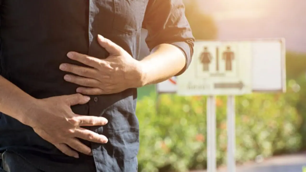 জামাইষষ্ঠীতে ভরপেট খেয়ে পেট ভার, সমস্যা কাটাতে ব্যবহার করুন এইসব প্রাকৃতিক উপায়