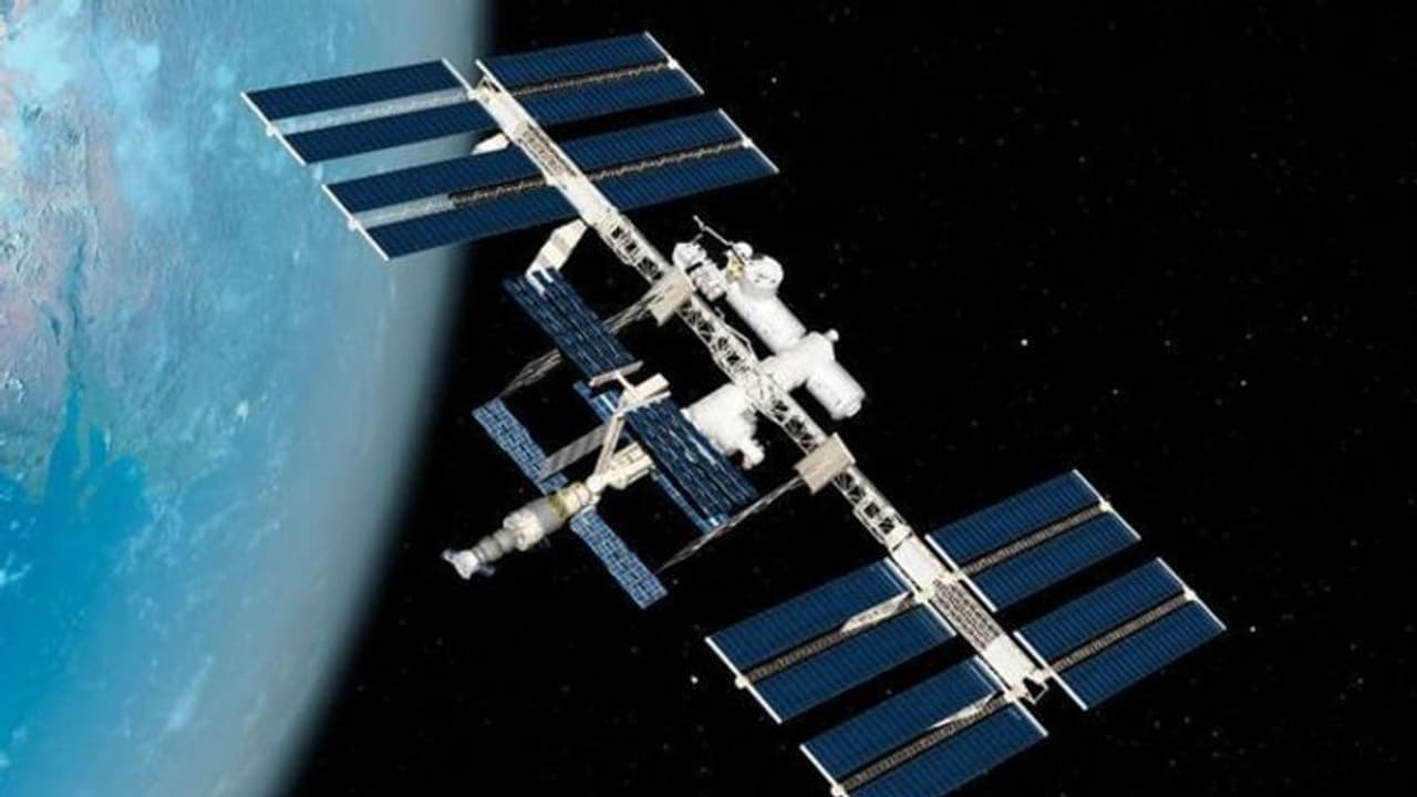 ಅಂತಾರಾಷ್ಟ್ರೀಯ ಬಾಹ್ಯಾಕಾಶ ನಿಲ್ದಾಣವನ್ನು ಧರೆಗುರುಳಿಸಲಿದೆ ನಾಸಾ, 100 ಕೋಟಿಯ ಪ್ಲ್ಯಾನ್ ರೆಡಿ! ಅಂತಾರಾಷ್ಟ್ರೀಯ ಬಾಹ್ಯಾಕಾಶ ನಿಲ್ದಾಣವನ್ನು ಧರೆಗುರುಳಿಸಲಿದೆ ನಾಸಾ, 100 ಕೋಟಿಯ ಪ್ಲ್ಯಾನ್ ರೆಡಿ!