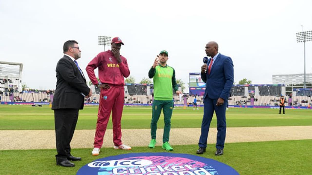 নেই 'দ্রেরুস', টসে জিতে আগে বল নিল ওয়েস্টইন্ডিজ! প্রোটিয়া দলে নতুন মুখ নেই 'দ্রেরুস', টসে জিতে আগে বল নিল ওয়েস্টইন্ডিজ! প্রোটিয়া দলে নতুন মুখ