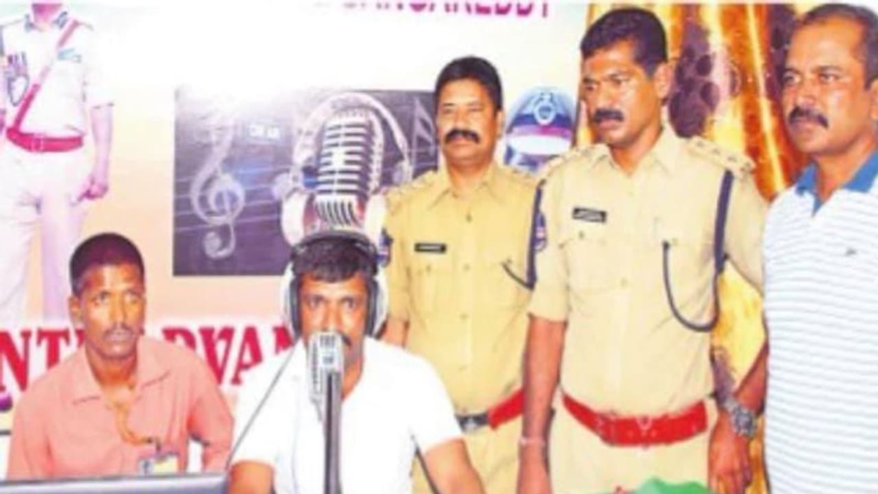 ఖైదీలే రేడియో జాకీలు: తెలంగాణ ప్రభుత్వం సరికొత్త ప్రయోగం