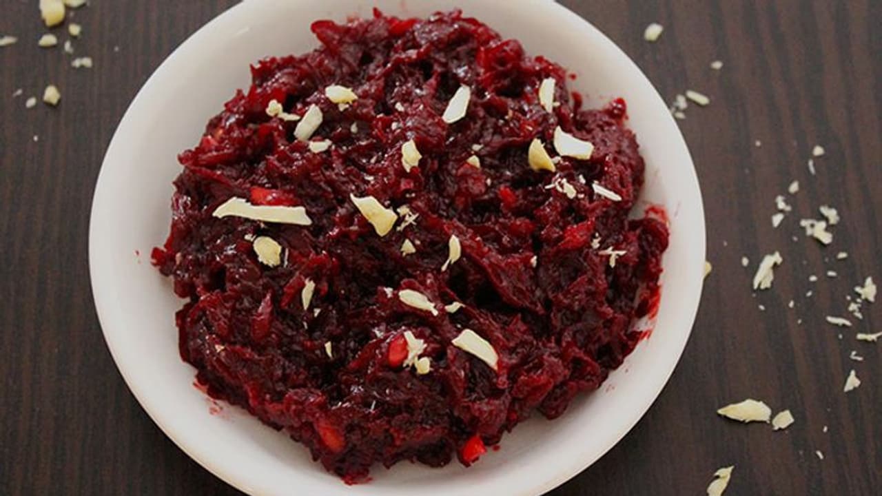 കിടിലൻ 'ബീറ്റ്റൂട്ട് ഹൽവ' തയ്യാറാക്കാം