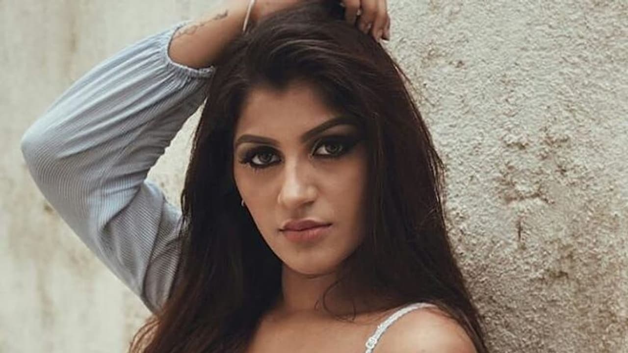 யாஷிகா செஞ்ச விஷயத்தை பார்த்தீங்களா? வைரலாகும் வீடியோ! யாஷிகா செஞ்ச விஷயத்தை பார்த்தீங்களா? வைரலாகும் வீடியோ!