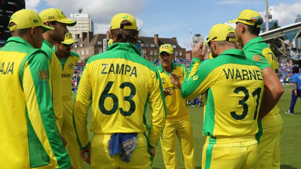 இந்தியாவுக்கு எதிரான ஒருநாள் தொடர்.. ஆஸ்திரேலிய அணியில் அதிரடி மாற்றம் இந்தியாவுக்கு எதிரான ஒருநாள் தொடர்.. ஆஸ்திரேலிய அணியில் அதிரடி மாற்றம்