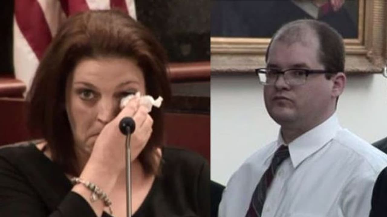 അഞ്ച് മക്കളെ കൊന്ന ഭർത്താവിനെ വധശിക്ഷയ്ക്ക് വിധിക്കരുതെന്ന് ഭാര്യ; അമ്പരന്ന് കോടതി അഞ്ച് മക്കളെ കൊന്ന ഭർത്താവിനെ വധശിക്ഷയ്ക്ക് വിധിക്കരുതെന്ന് ഭാര്യ; അമ്പരന്ന് കോടതി